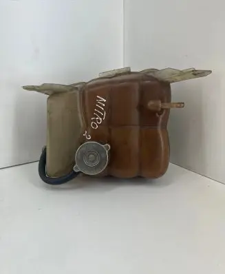 Dodge Nitro Coolant expansion tank/reservoir 55037842AC 06134
