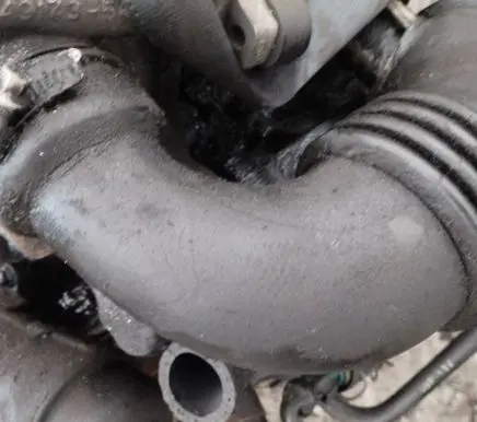 Suzuki SX4 Air intake hose/pipe