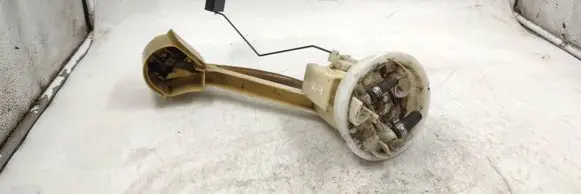 Audi A4 S4 B5 8D Fuel level sensor 8d0919673