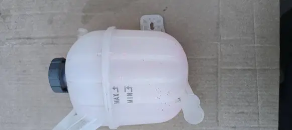 KIA Sorento IV Coolant expansion tank/reservoir 25430P4001