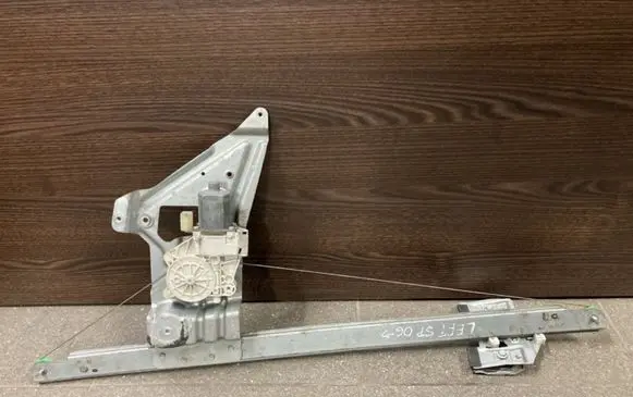 Mercedes-Benz Sprinter W901 W902 W903 W904 Front door window regulator with motor A0068205442 A9067200046