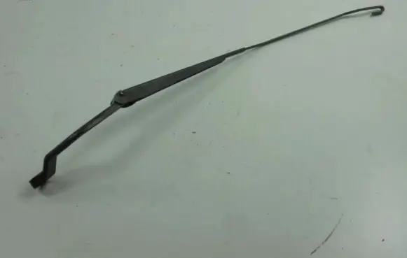 Nissan Almera Tino Front wiper blade arm 28886BN000