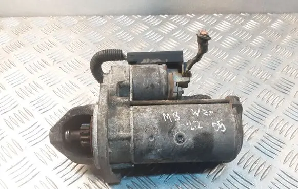 Mercedes-Benz E W211 Starter motor 0051511301