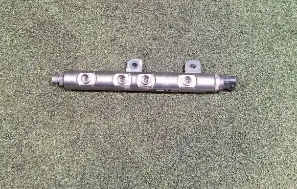 Jaguar XF X250 Fuel main line pipe 9X2Q9D280FA