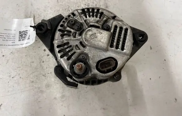 KIA Sorento Generator/alternator 373004A300 021319212