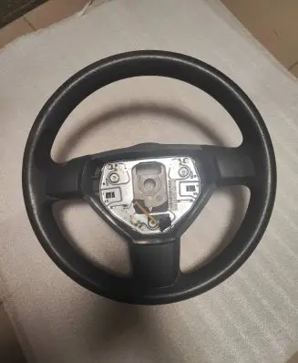 Opel Zafira B Steering wheel 13111335