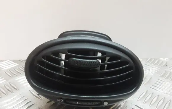 Ford Focus Dash center air vent grill 98AB19893AKW