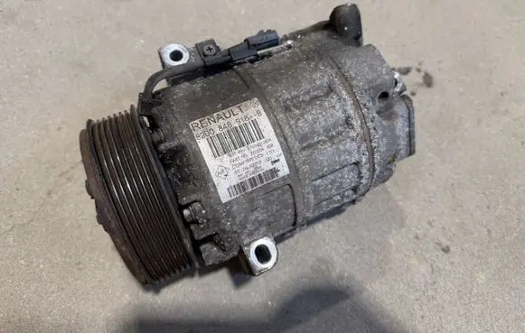 Renault Trafic III (X82) Air conditioning (A/C) compressor (pump) 8200848916