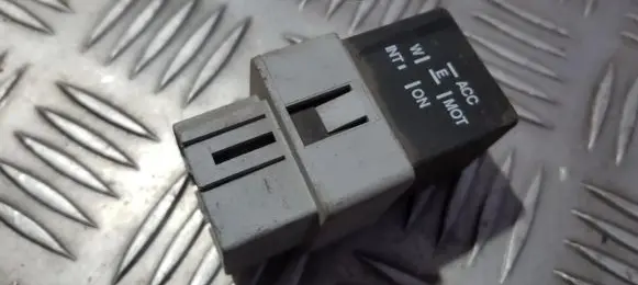 Mitsubishi Space Star Other relay MB953394 72HM100