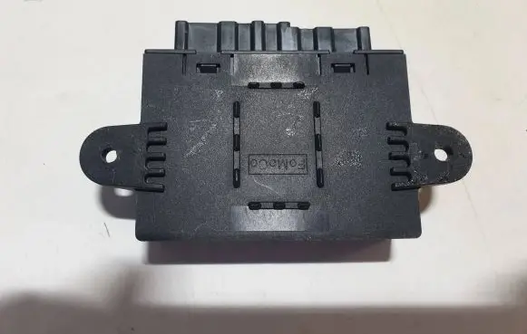 Ford Fusion II Door control unit/module DG9T14B531 10106517 DG9T14C064AS