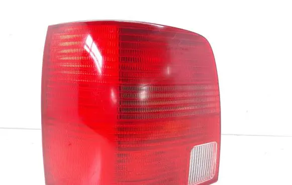 Volkswagen PASSAT B5 Rear/tail lights