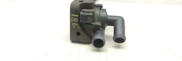 BMW 5 F10 F11 Electric auxiliary coolant/water pump 704077140