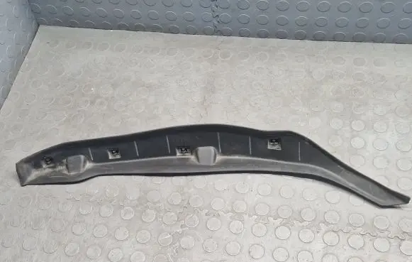 BMW X3 G01 Fender end trim 7395549