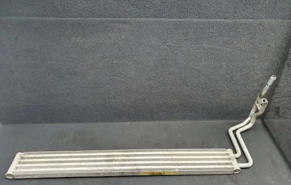 Audi Q7 4L Power steering radiator 7L8422885A