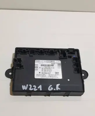 Mercedes-Benz S W221 Door control unit/module A0038207426 A2214422132 A2218704587