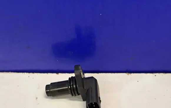 Camshaft position sensor
