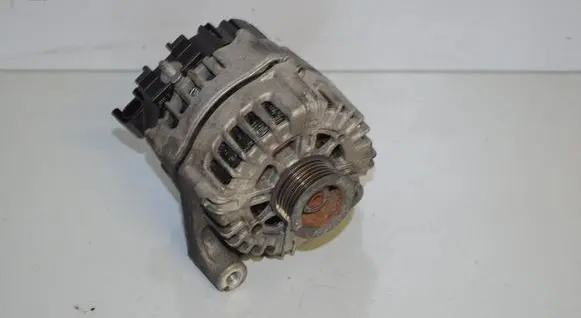 BMW 5 F10 F11 Generator/alternator 8570672 12318570672 12318570673