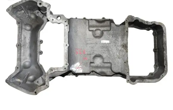 Mercedes-Benz C AMG W204 Oil sump A1560142302