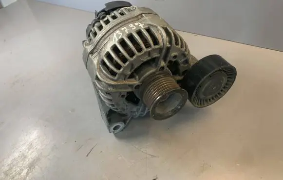 BMW 5 E60 E61 Generator/alternator 7541694 12317541696 7541696
