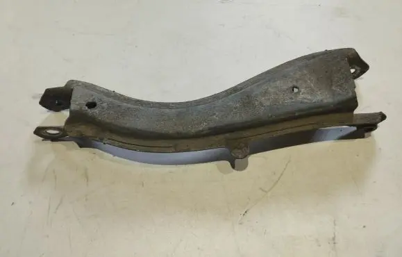 Rear control arm
