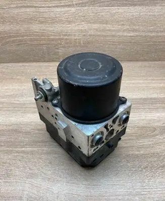 Toyota Corolla Verso AR10 ABS Pump 4454042080 8954142200