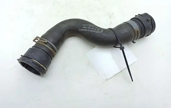 Audi A4 S4 B9 8W Engine coolant pipe/hose 8W0122101H