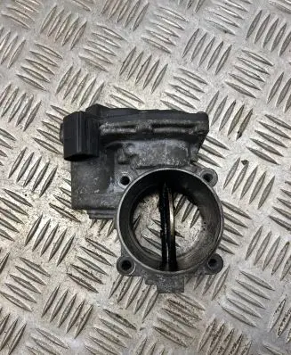 KIA Sorento Throttle valve
