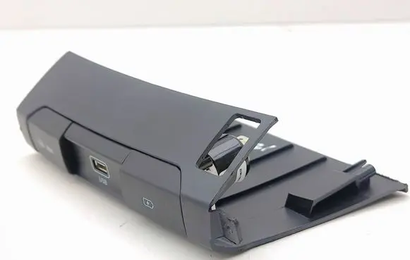 USB socket connector