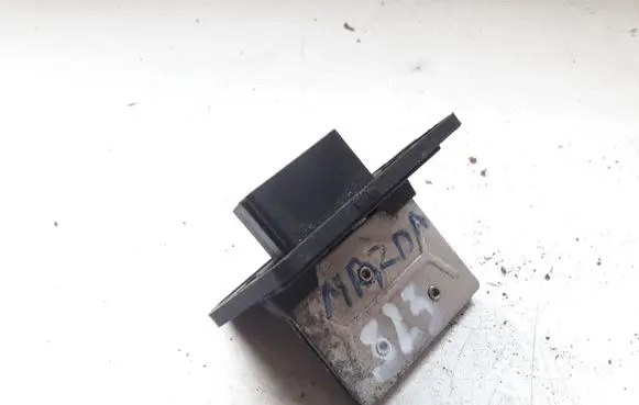 Mazda 323 Heater blower fan relay 