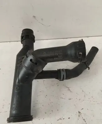 Audi A6 S6 C7 4G Engine coolant pipe/hose 04L121026R