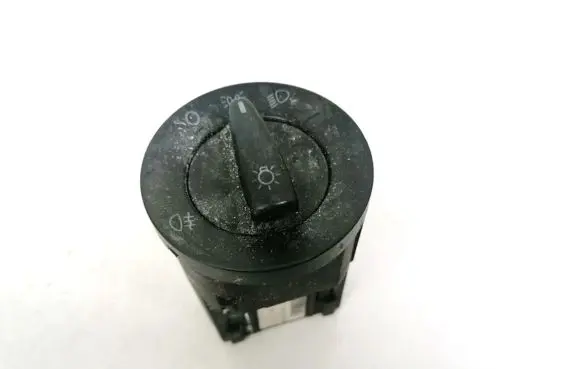 Volkswagen PASSAT B5 Light switch 1C0941531