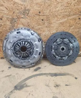 Opel Astra J Pressure plate 55576088