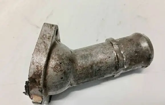 Subaru B9 Tribeca Engine coolant pipe/hose 