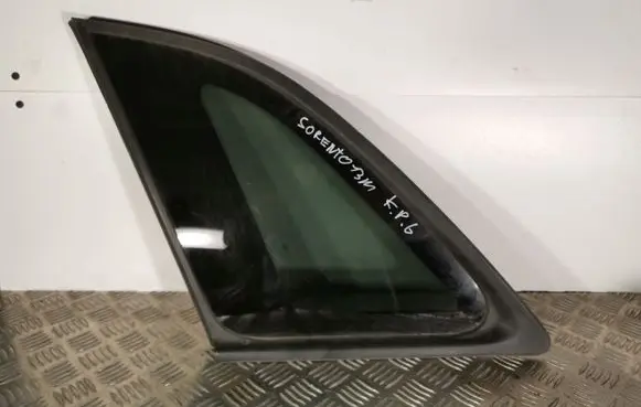 KIA Sorento Rear side window