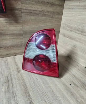 Volkswagen PASSAT B5.5 Rear/tail lights 3B5945095AE