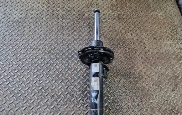 Volkswagen Tiguan Front shock absorber/damper 5QF412022BS 5QF413031BN