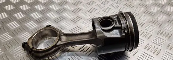 Peugeot Boxer Piston with connecting rod