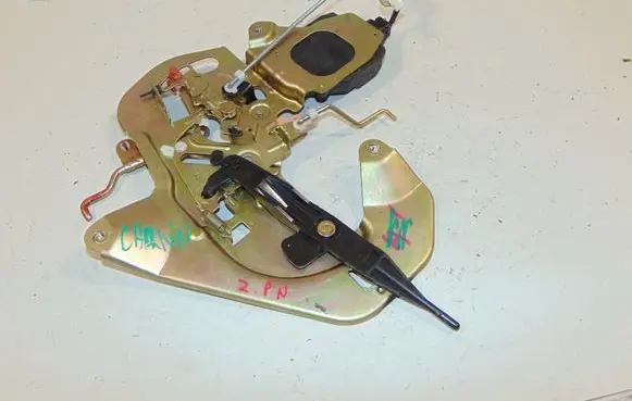 KIA Carnival Sliding door lock 0K53A72380C