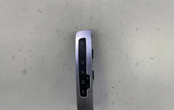 Audi A6 S6 C6 4F Gear shift selector indicator 4F1713463D 608283000818