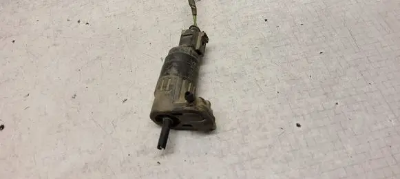 Volkswagen Caddy Windscreen/windshield washer pump 1K955651 27001000