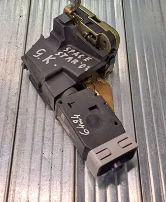 Mitsubishi Space Star Rear door lock