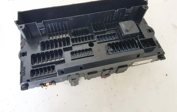 BMW 5 F10 F11 Fuse box set 921086101 925281501