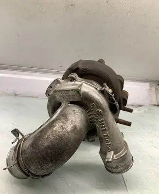 Toyota Avensis T250 Turbo 17201OR070
