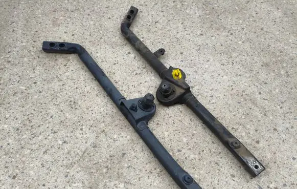 Chrysler Pacifica Radiator support slam panel bracket