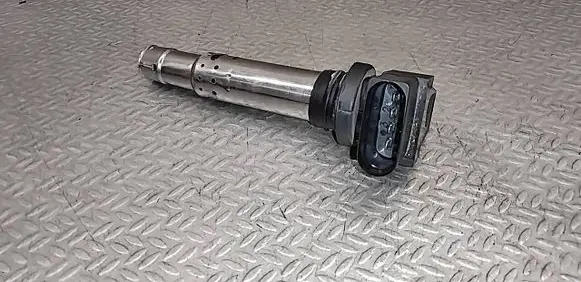 Volkswagen Caddy High voltage ignition coil 036905715F