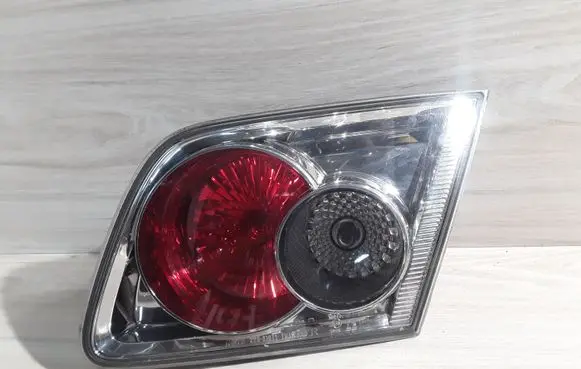 Mazda 6 Tailgate rear/tail lights