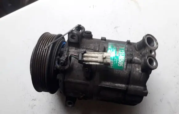 Opel Zafira A Air conditioning (A/C) compressor (pump) 13140505