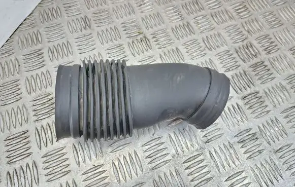 Opel Vectra C Air intake duct part 9177104 50094