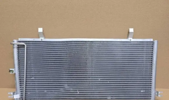 Mitsubishi Pajero Sport I A/C cooling radiator (condenser)