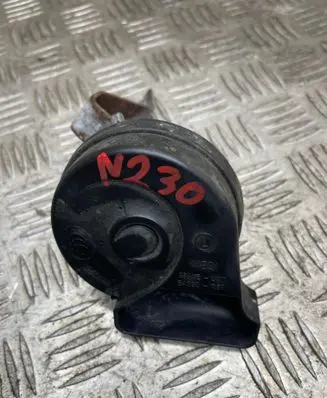 Mercedes-Benz CLS C218 X218 Horn signal A046522